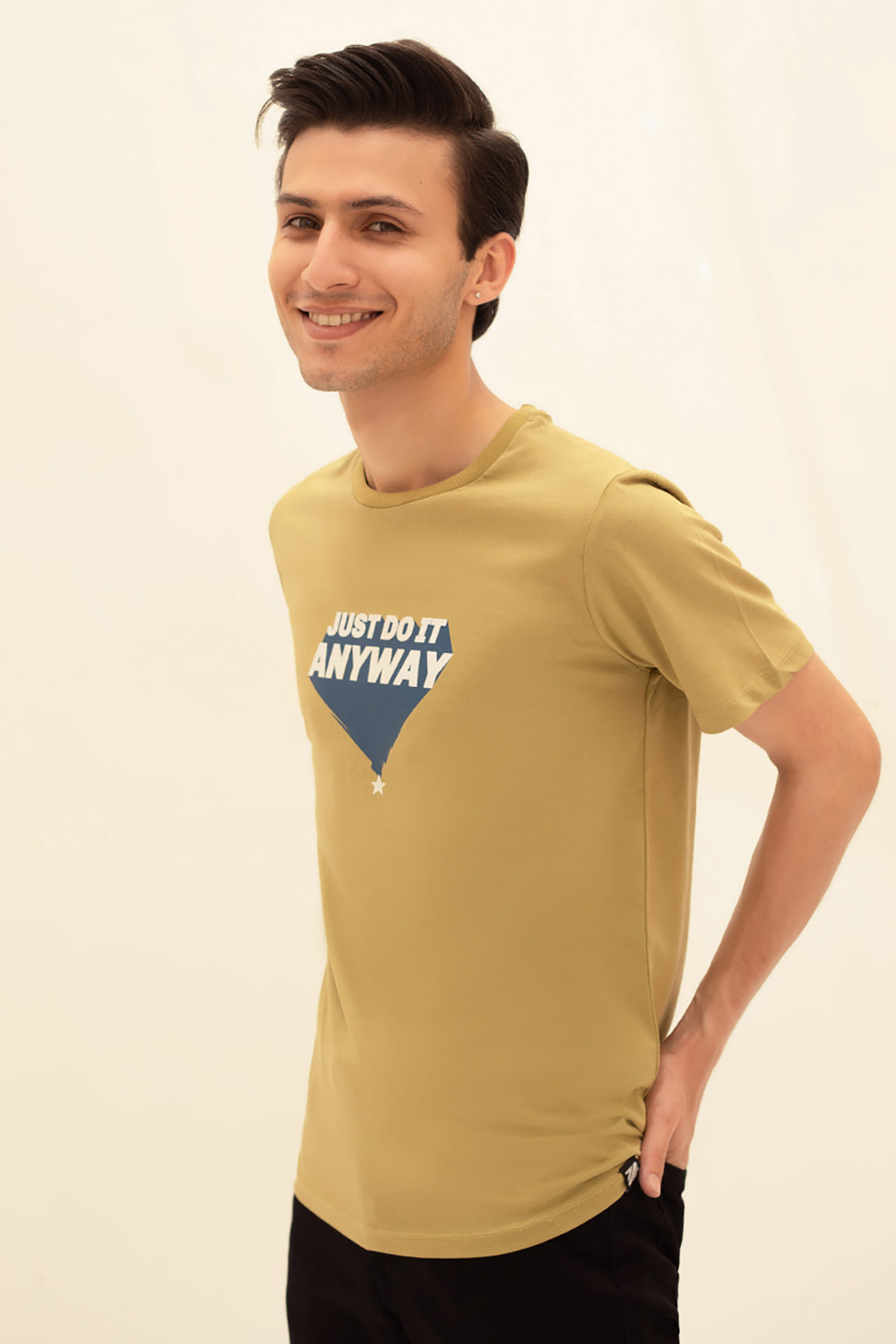 Graphic T-shirt - 2021