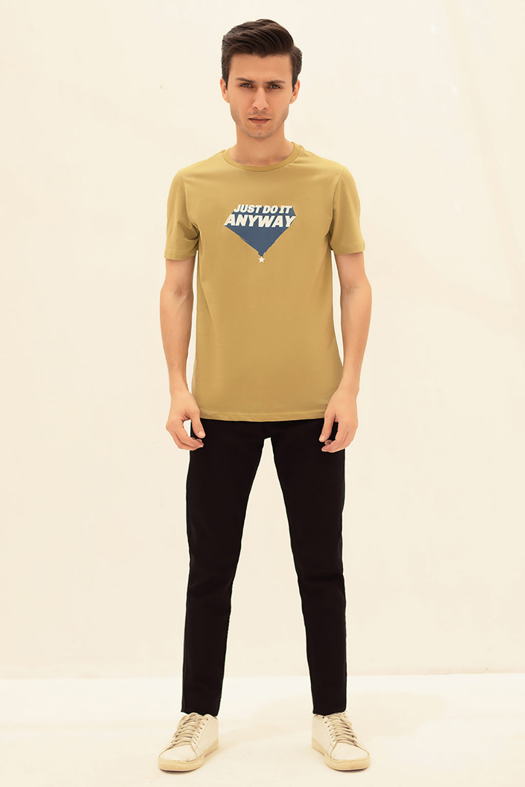 Graphic T-shirt - 2021