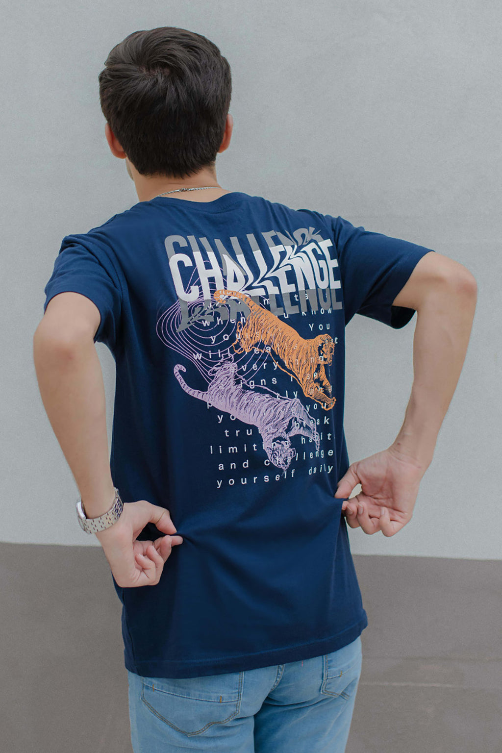 Graphic T-shirt - 0006