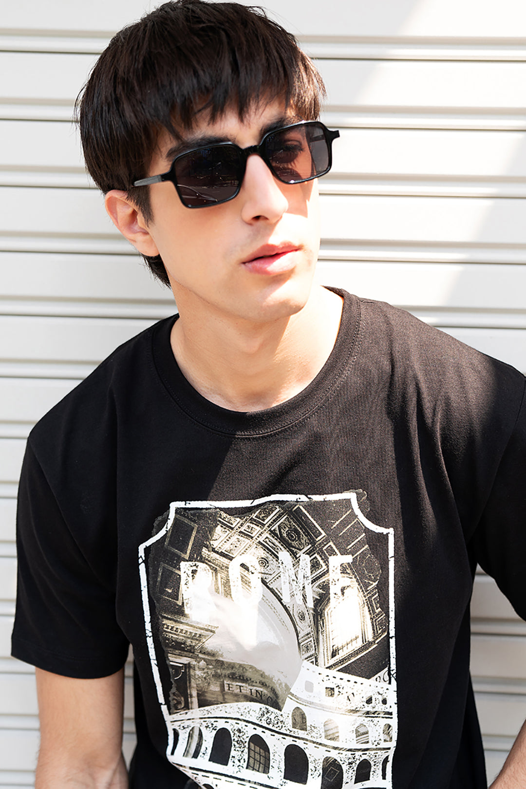 Graphic T-shirt - R008