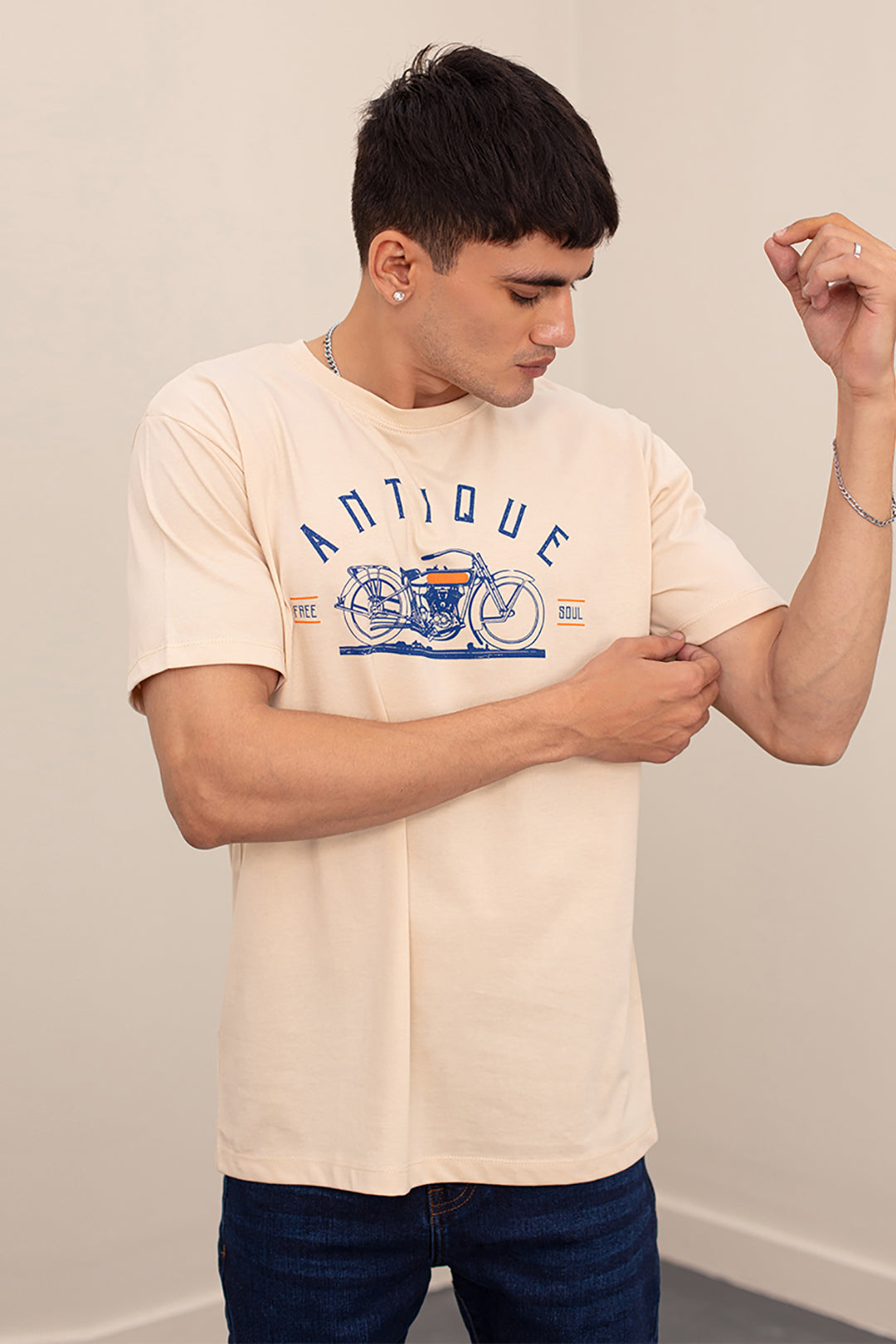 Graphic T-Shirt - R025
