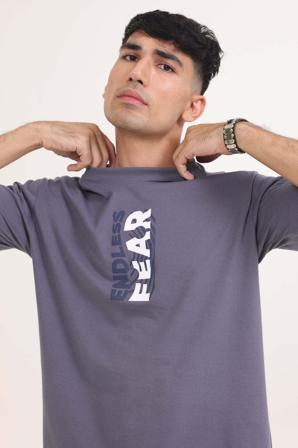 Relax Graphic T-Shirt - X011