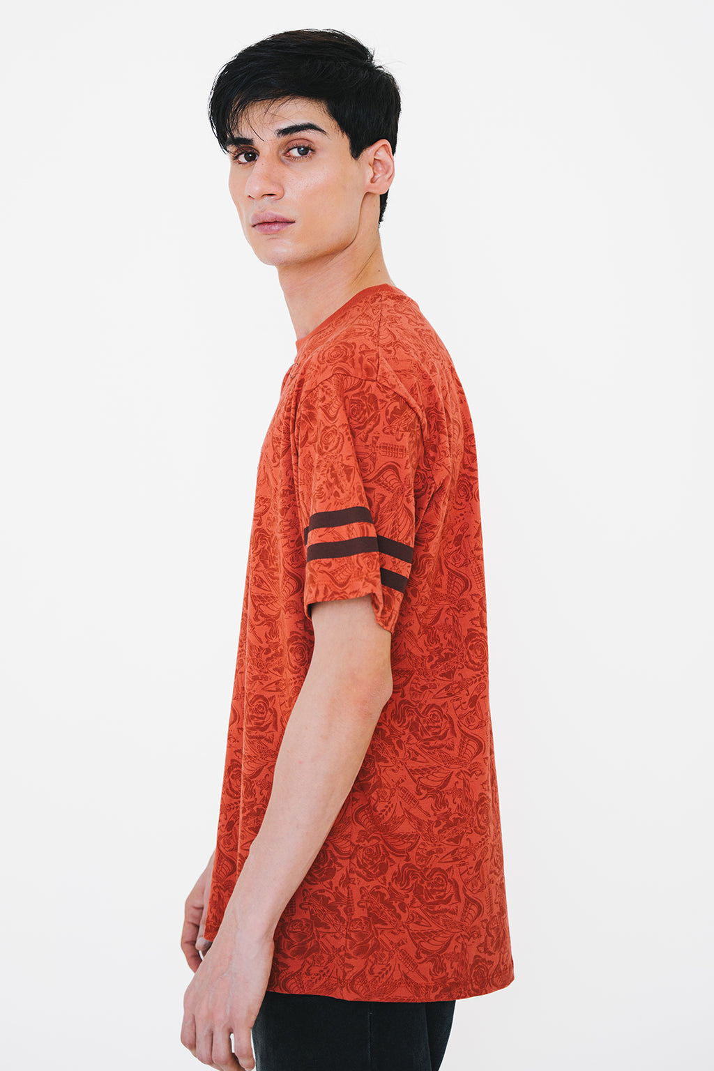 Relax Graphic T-Shirt - X017