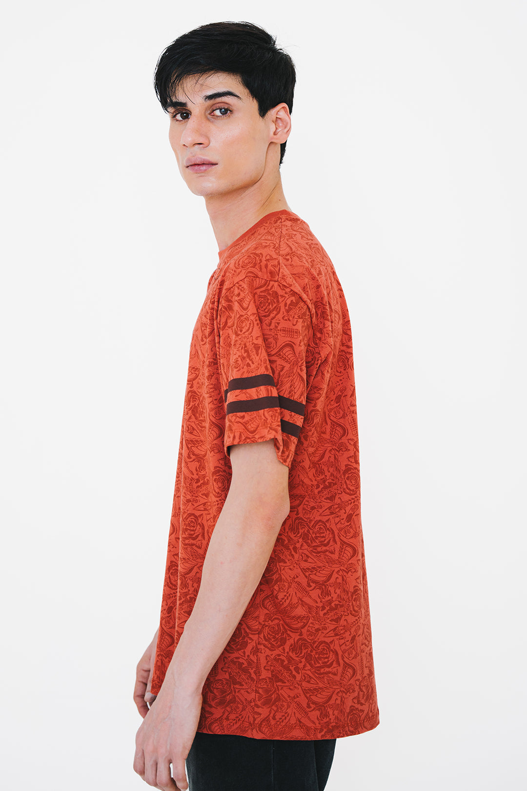 Relax Graphic T-Shirt - X017