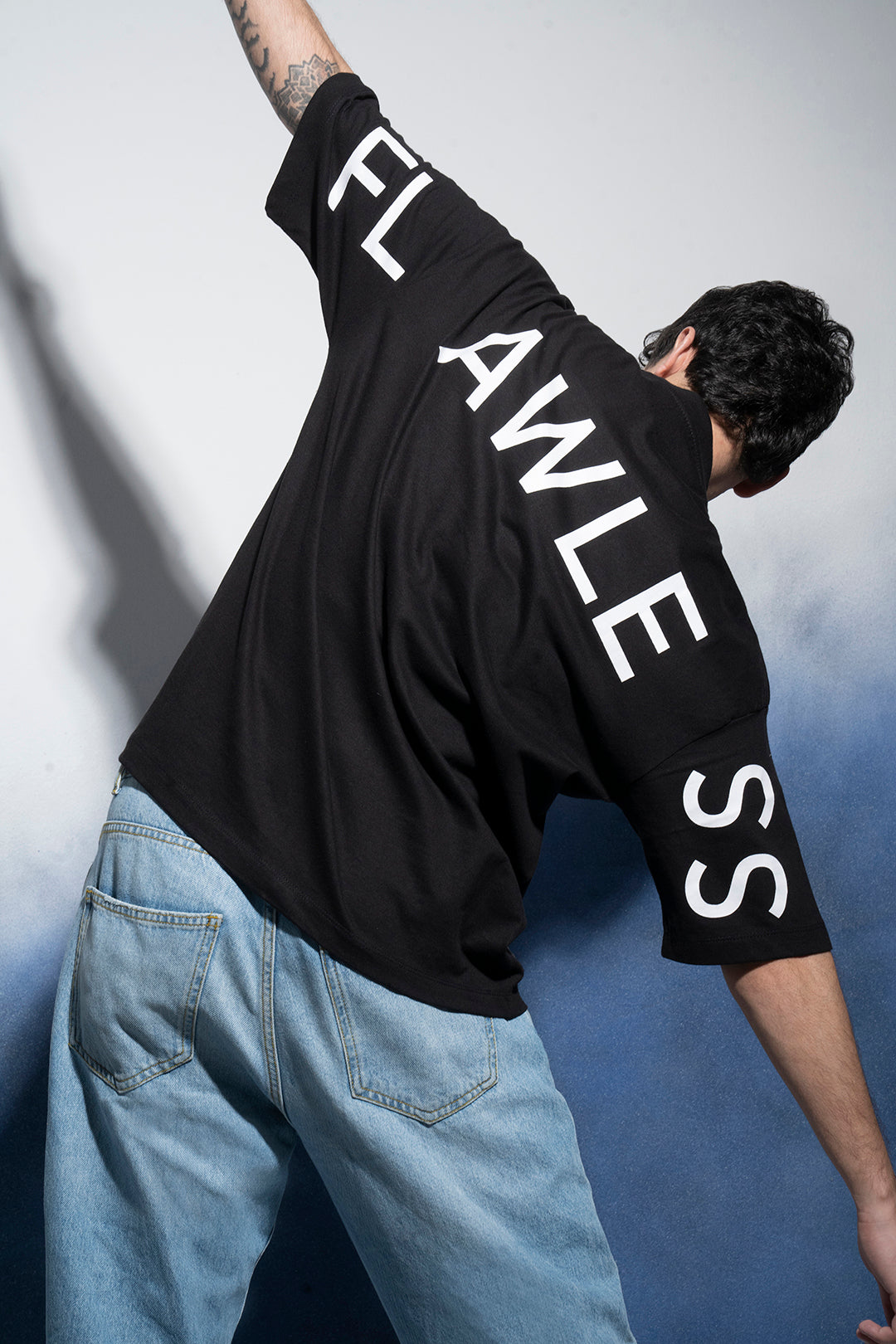 Oversized Graphic T-Shirt - D003