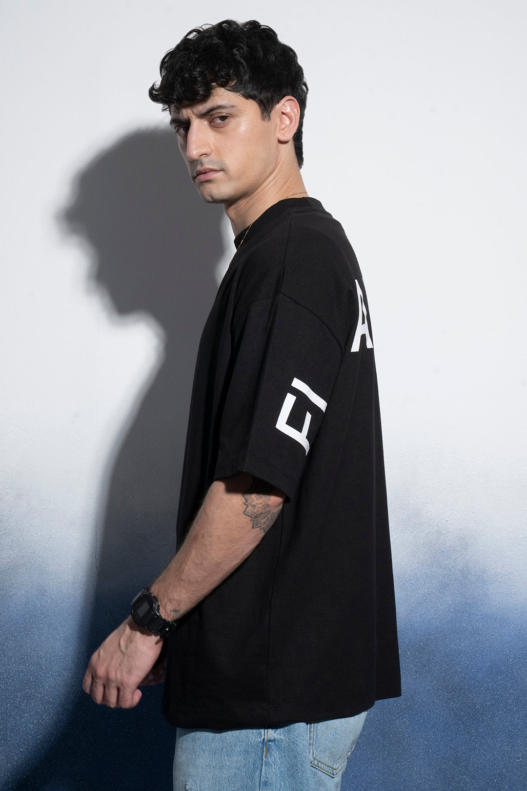 Oversized Graphic T-Shirt - D003