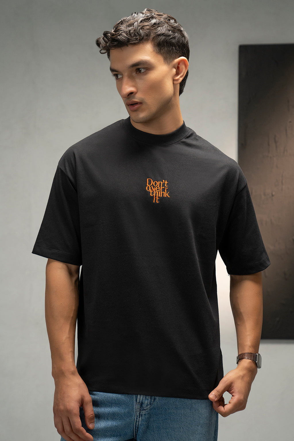 Oversized Graphic T-Shirt - D004