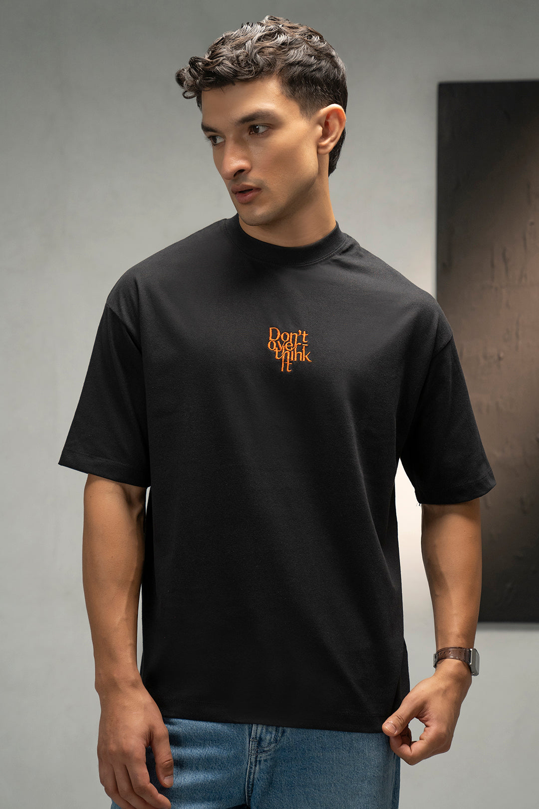 Oversized Graphic T-Shirt - D004