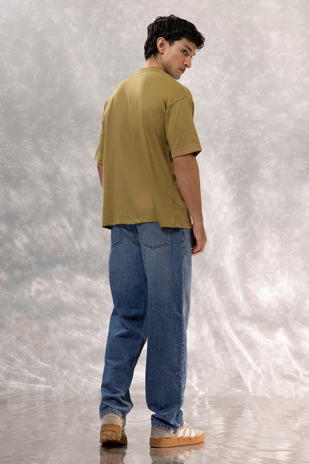 Basic Oversized T-Shirt - D007