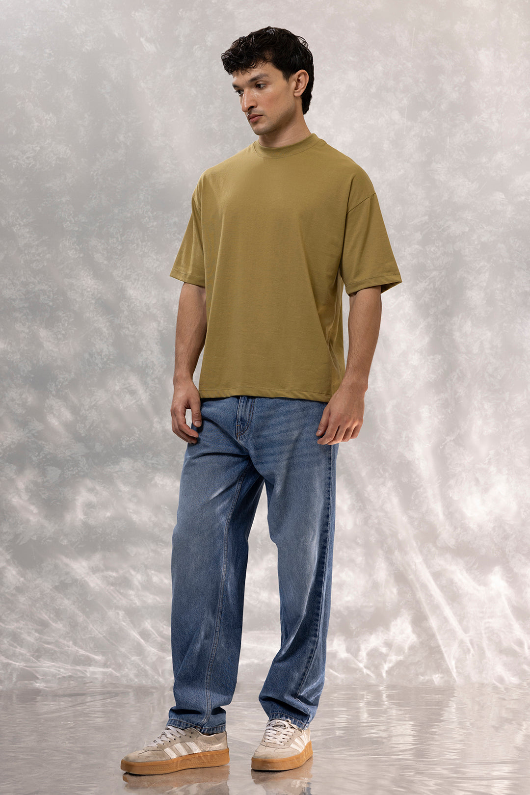 Basic Oversized T-Shirt - D007