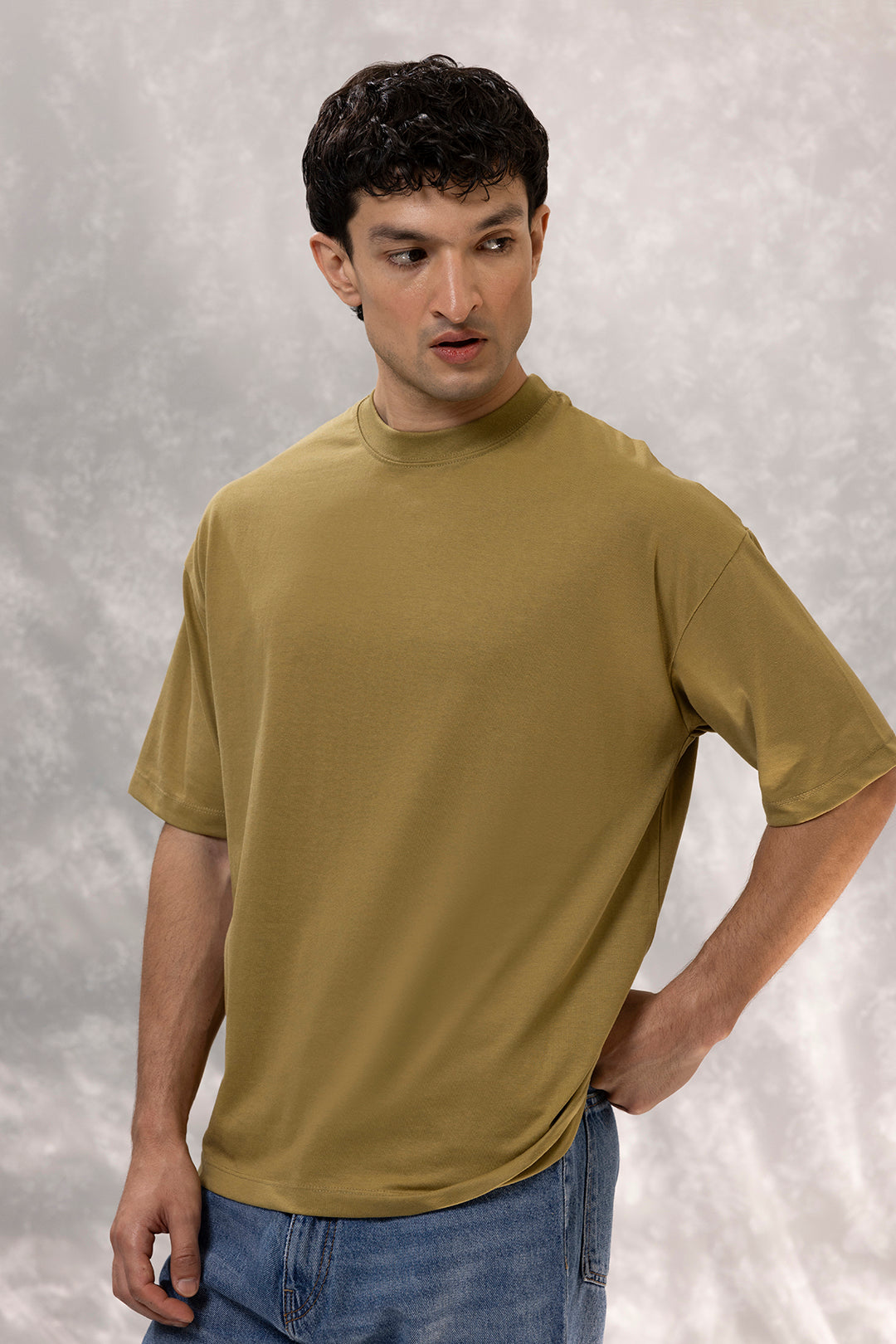 Basic Oversized T-Shirt - D007
