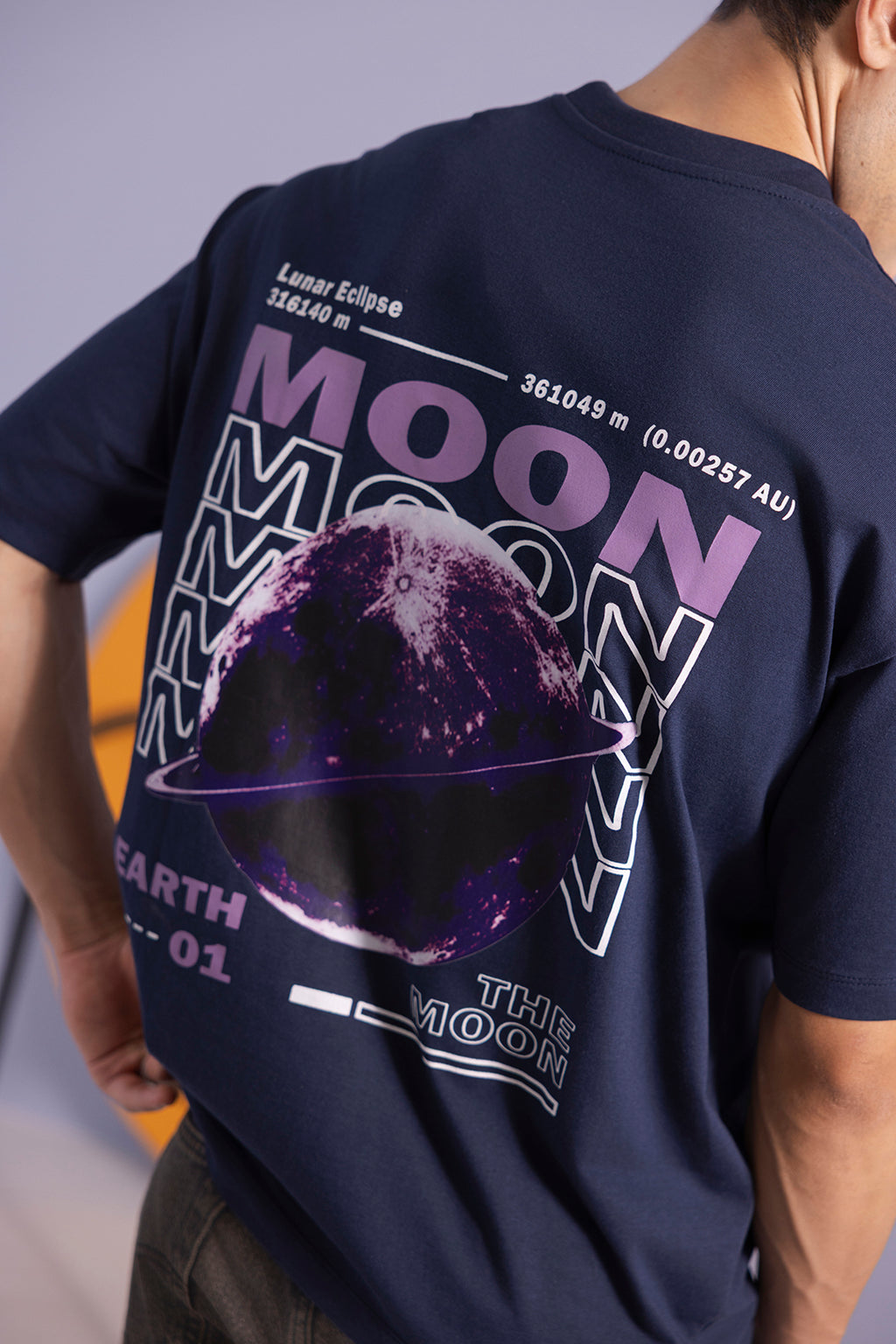 Oversized Graphic T-Shirt - D009
