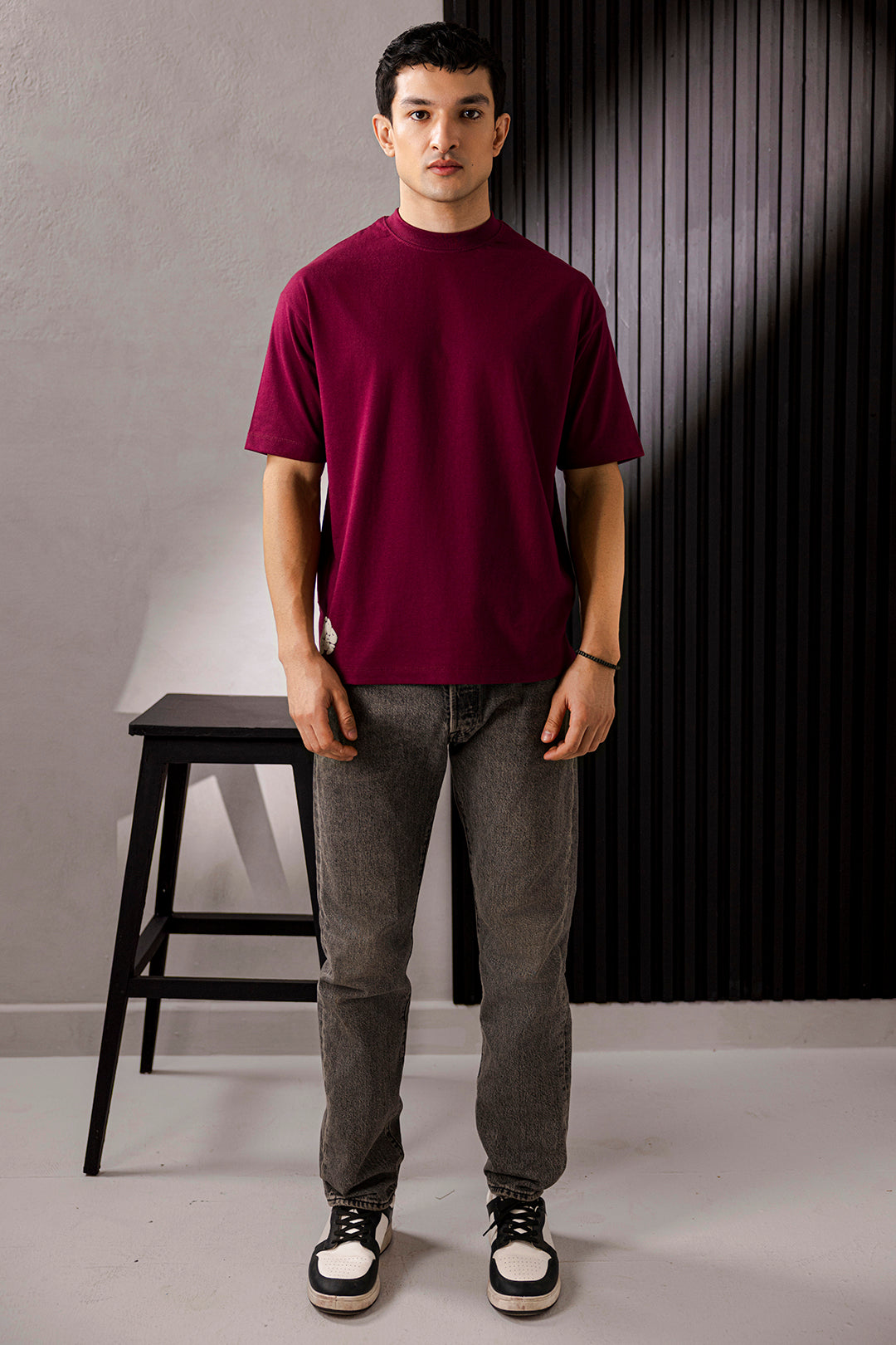 Oversized Graphic T-Shirt - D014
