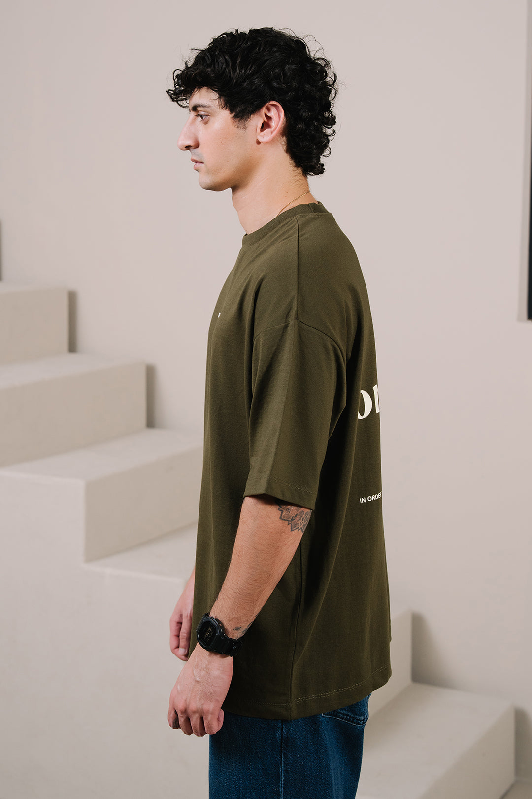 Oversized Graphic T-Shirt - D025