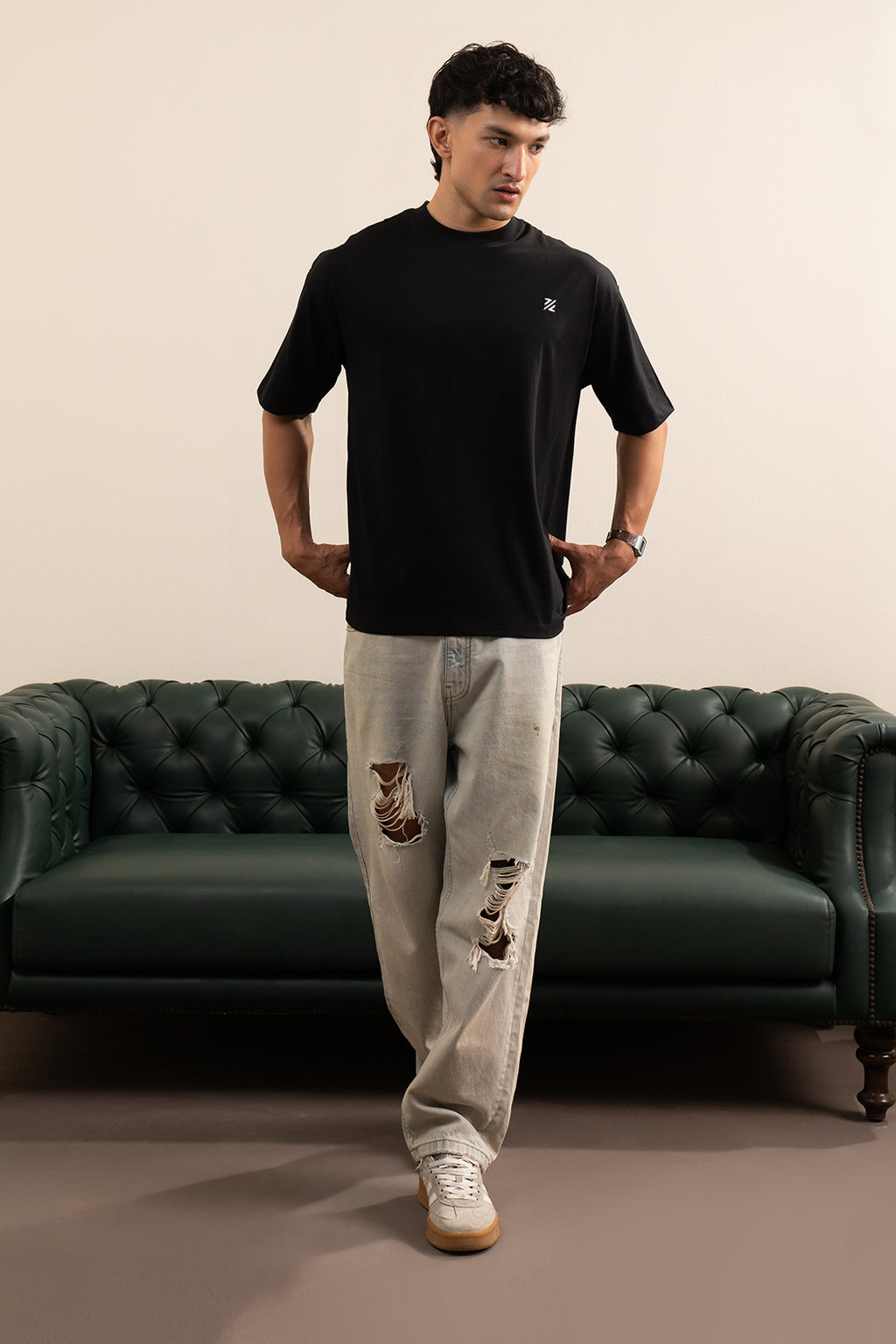 Oversized Graphic T-Shirt - D030