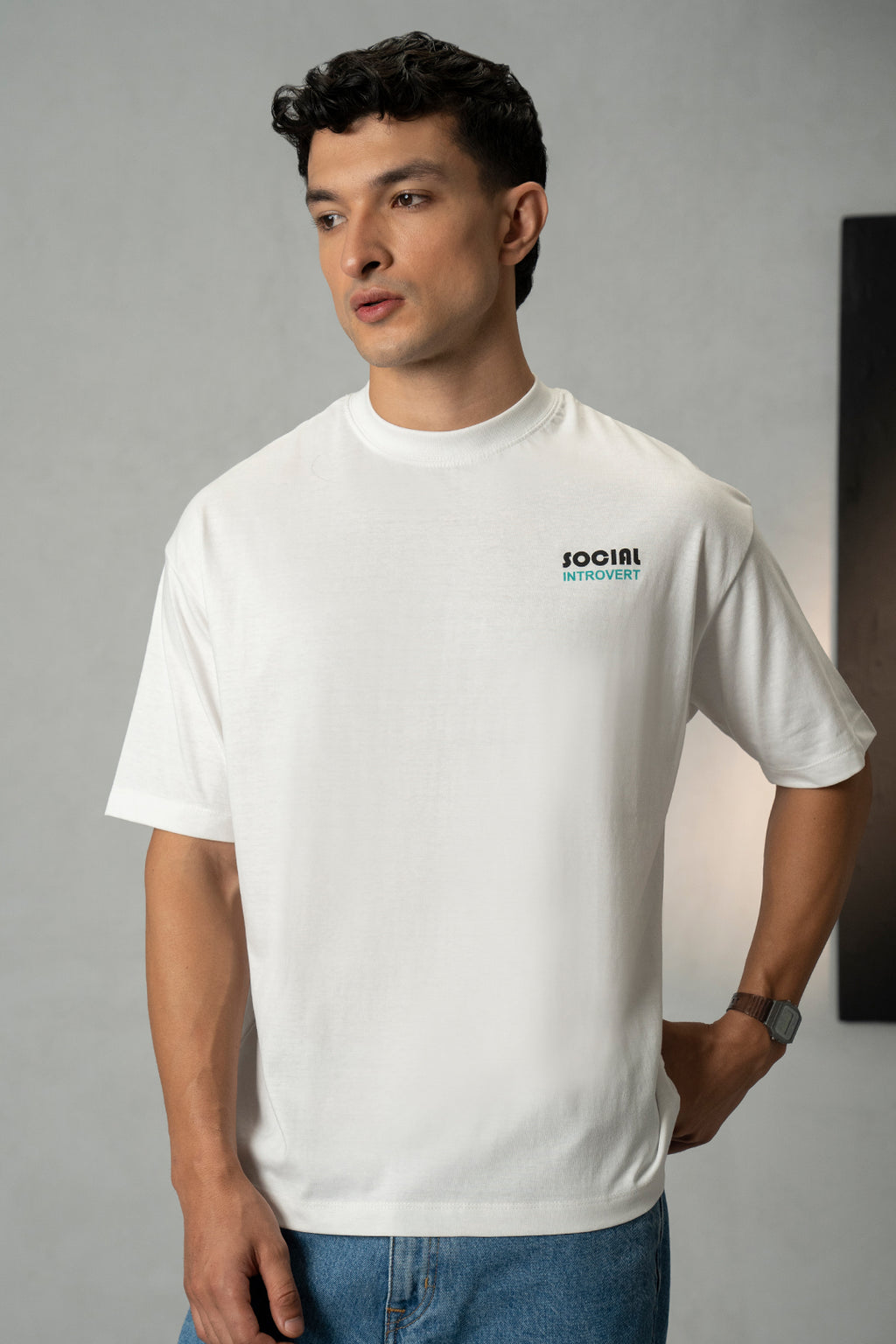 Oversized Graphic T-Shirt - D032