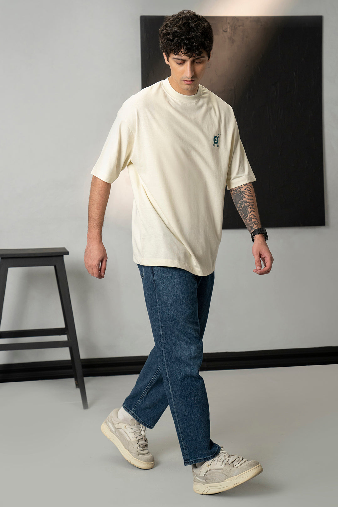 Oversized Graphic T-Shirt - D037