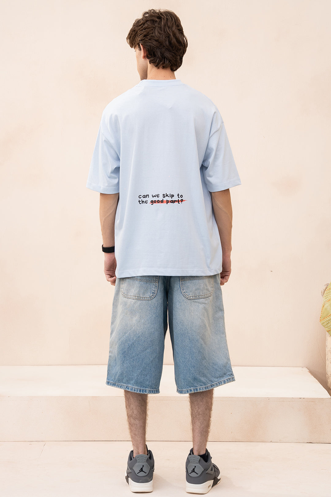 Oversized Graphic T-Shirt - D048