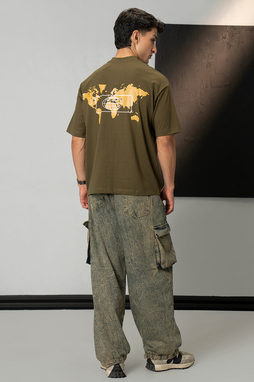 Oversized Graphic T-Shirt - D051