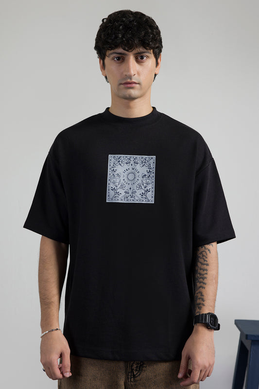 Oversized Graphic T-Shirt - D057