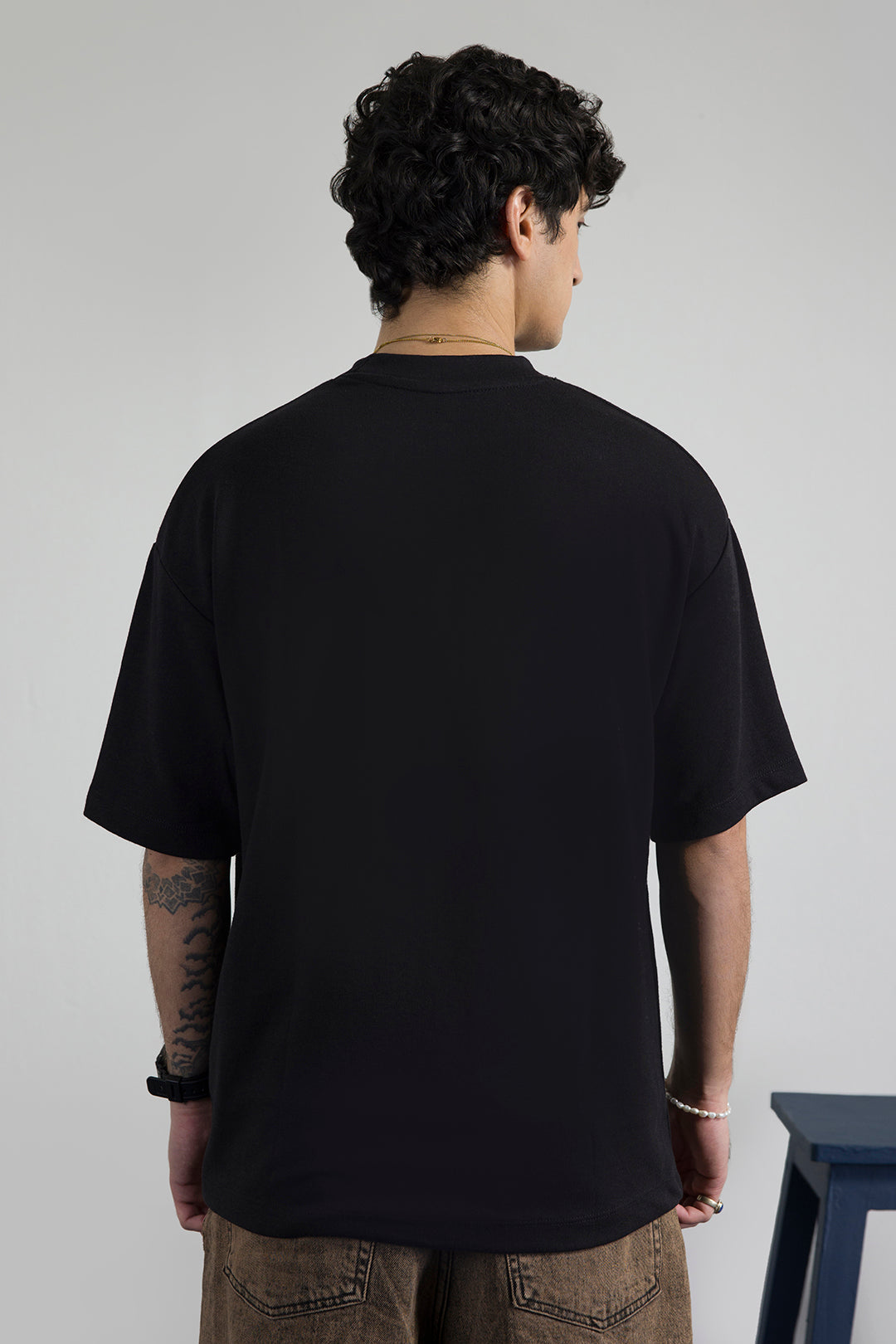 Oversized Graphic T-Shirt - D057
