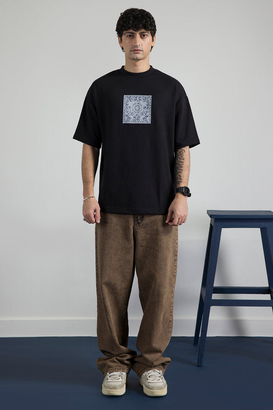 Oversized Graphic T-Shirt - D057