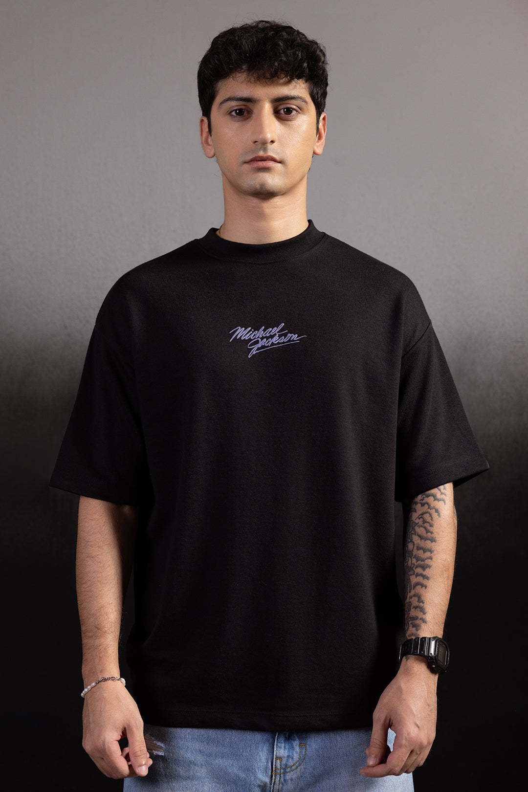 Oversized Graphic T-Shirt - D058