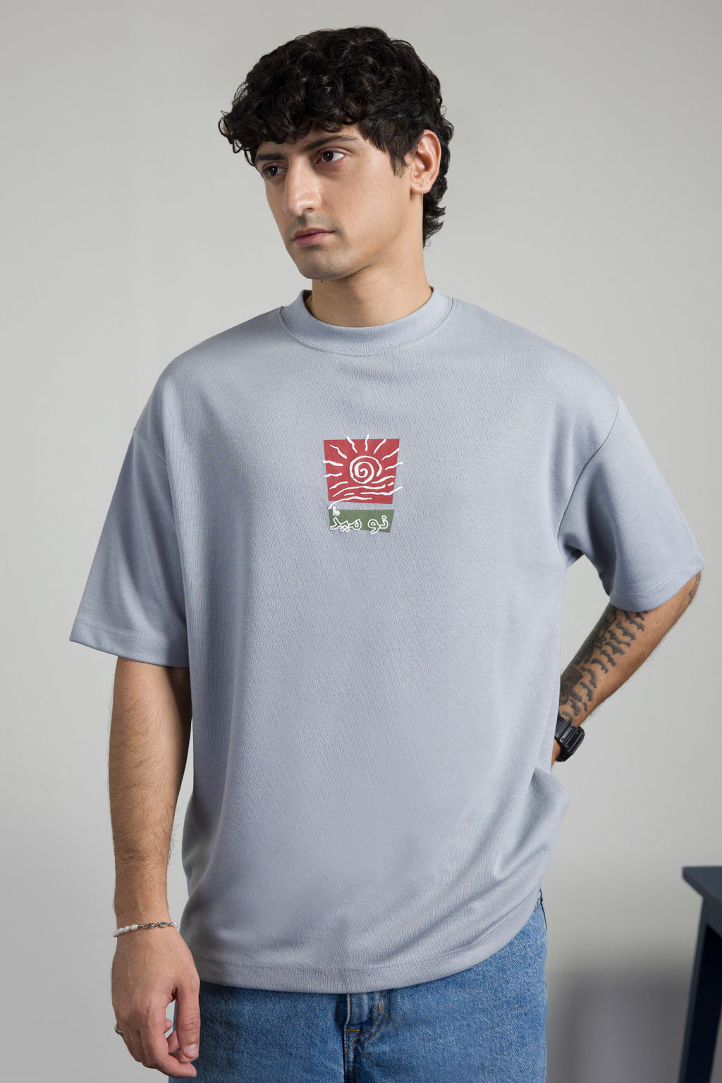 Oversized Graphic T-Shirt - D064