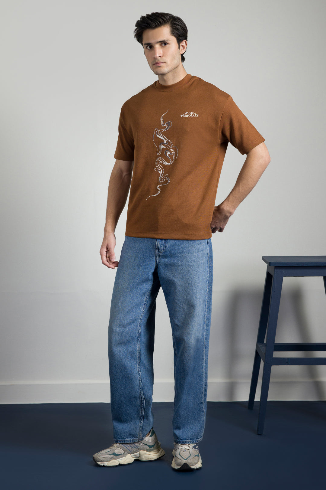 Oversized Graphic T-Shirt - D068