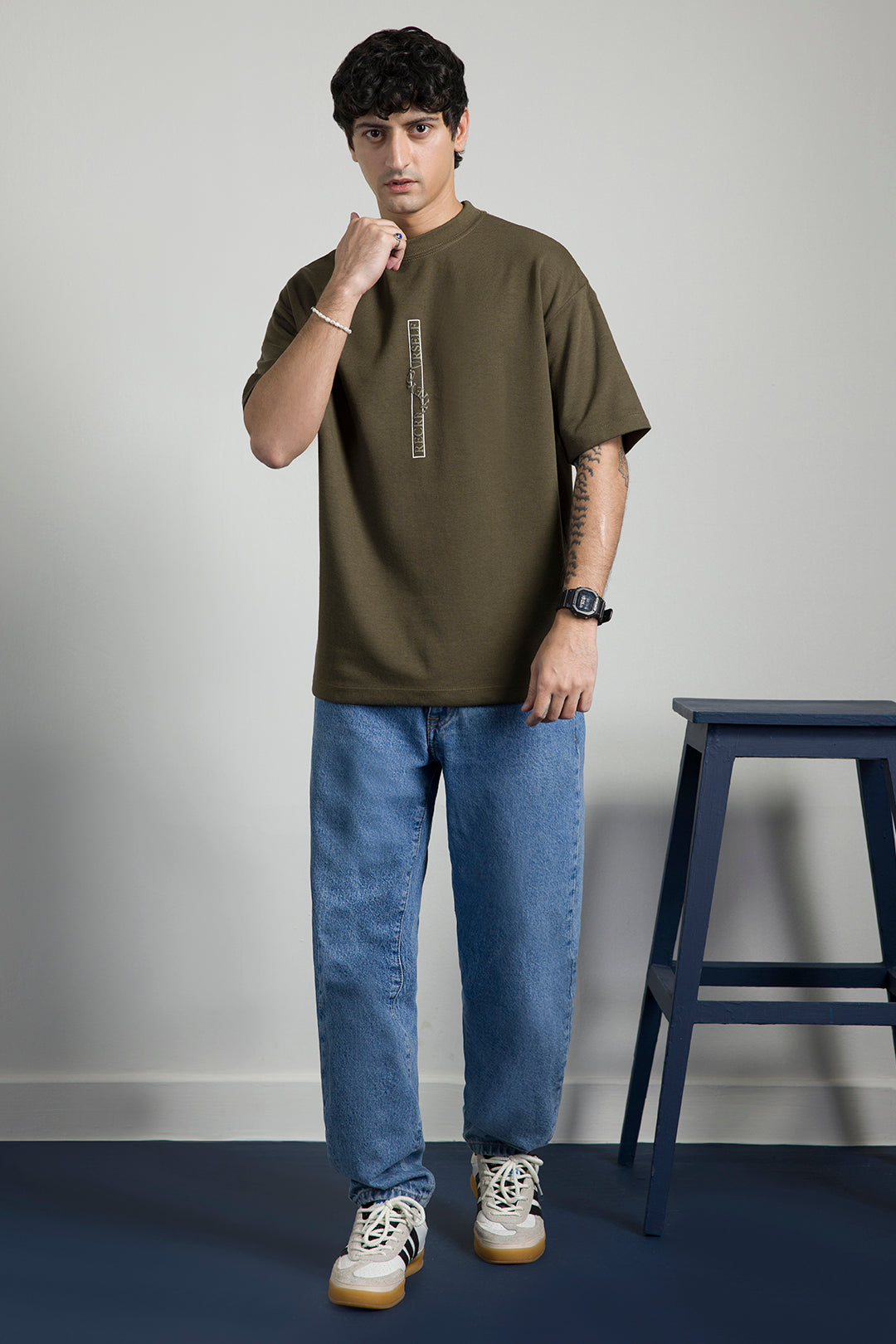 Oversized Graphic T-Shirt - D072