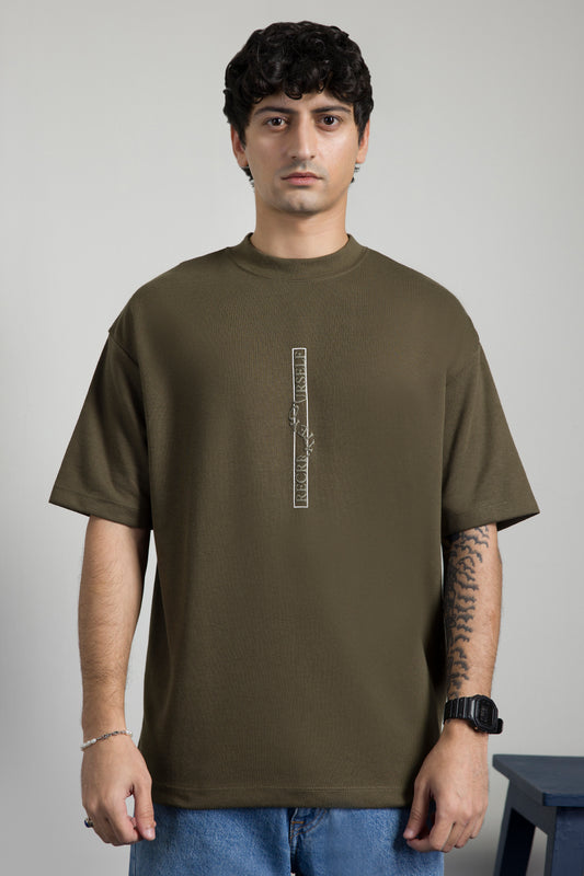 Oversized Graphic T-Shirt - D072