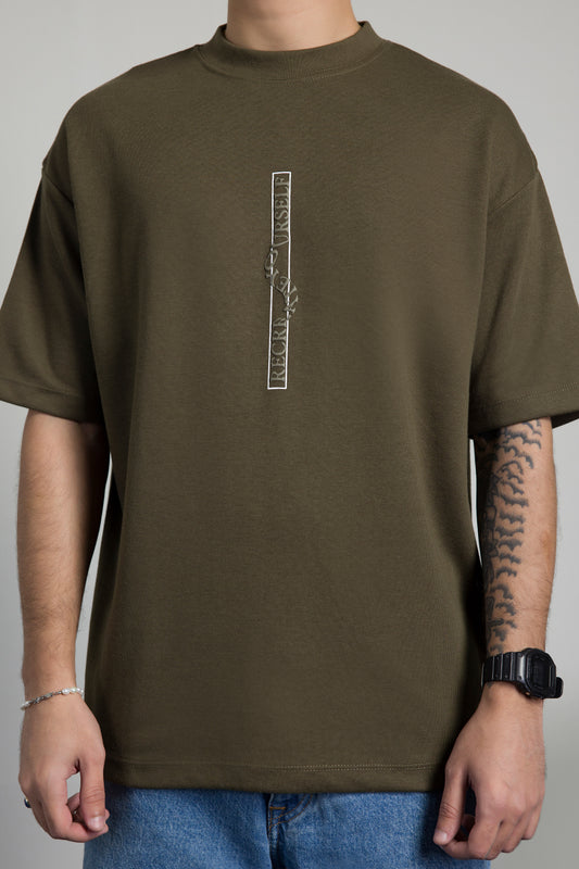 Oversized Graphic T-Shirt - D072