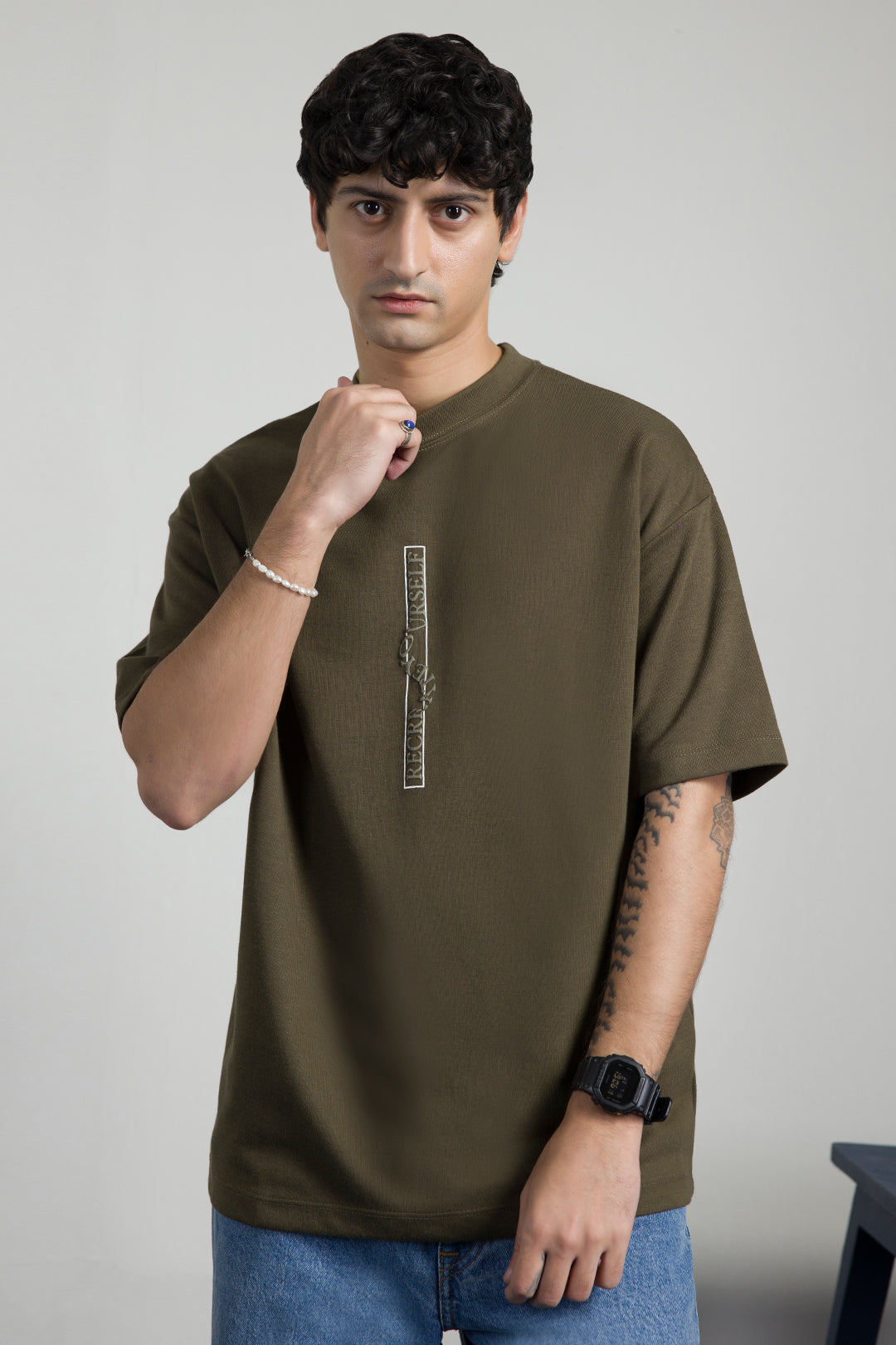 Oversized Graphic T-Shirt - D072