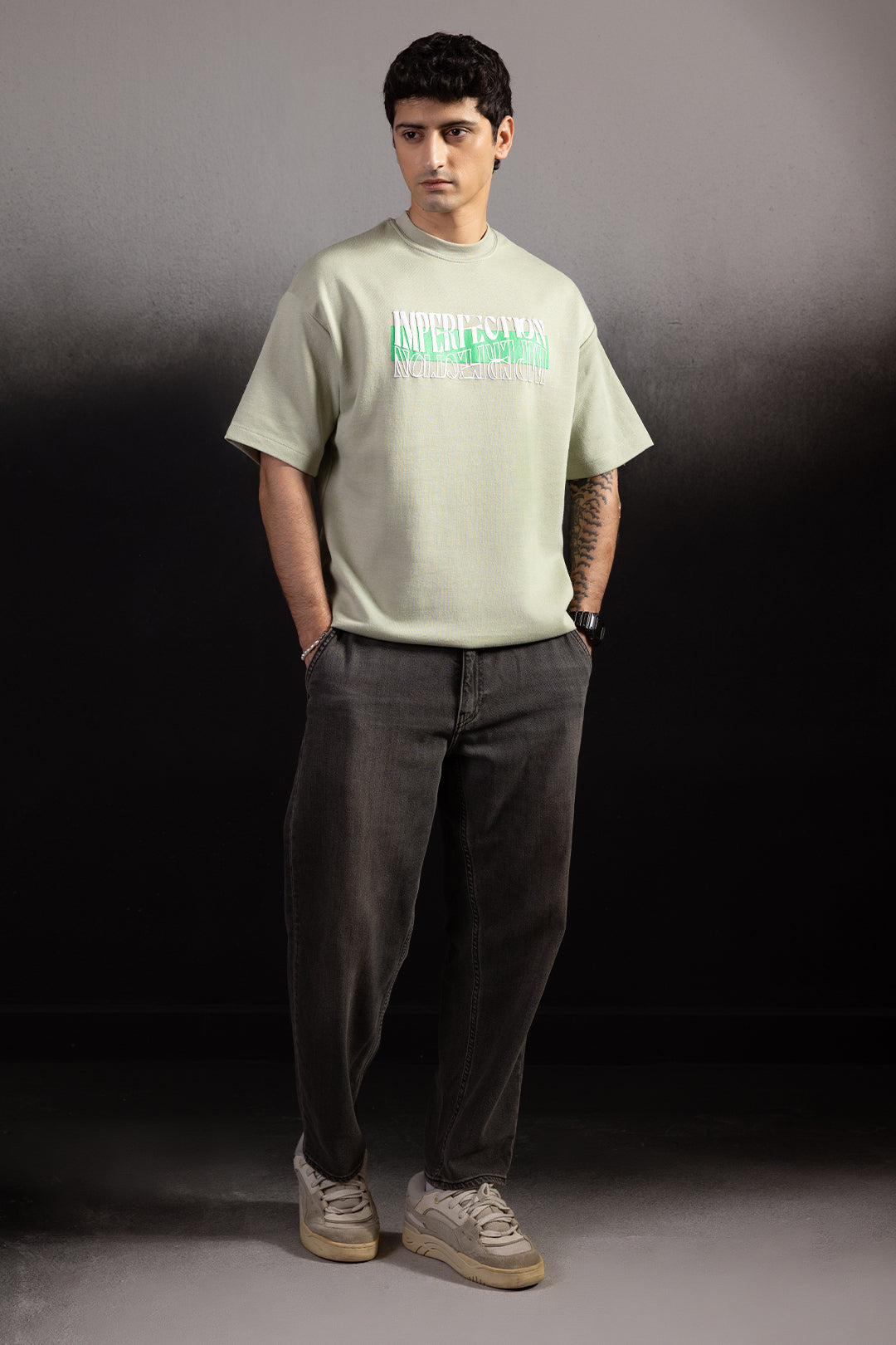 Oversized Graphic T-Shirt - D078