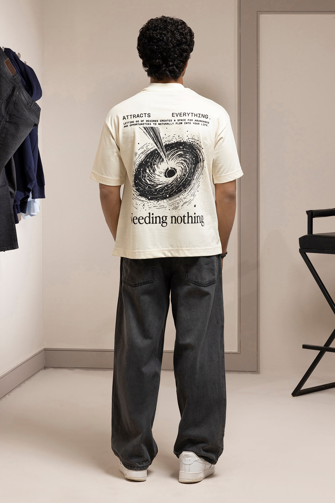 Oversized Graphic T-Shirt - D083