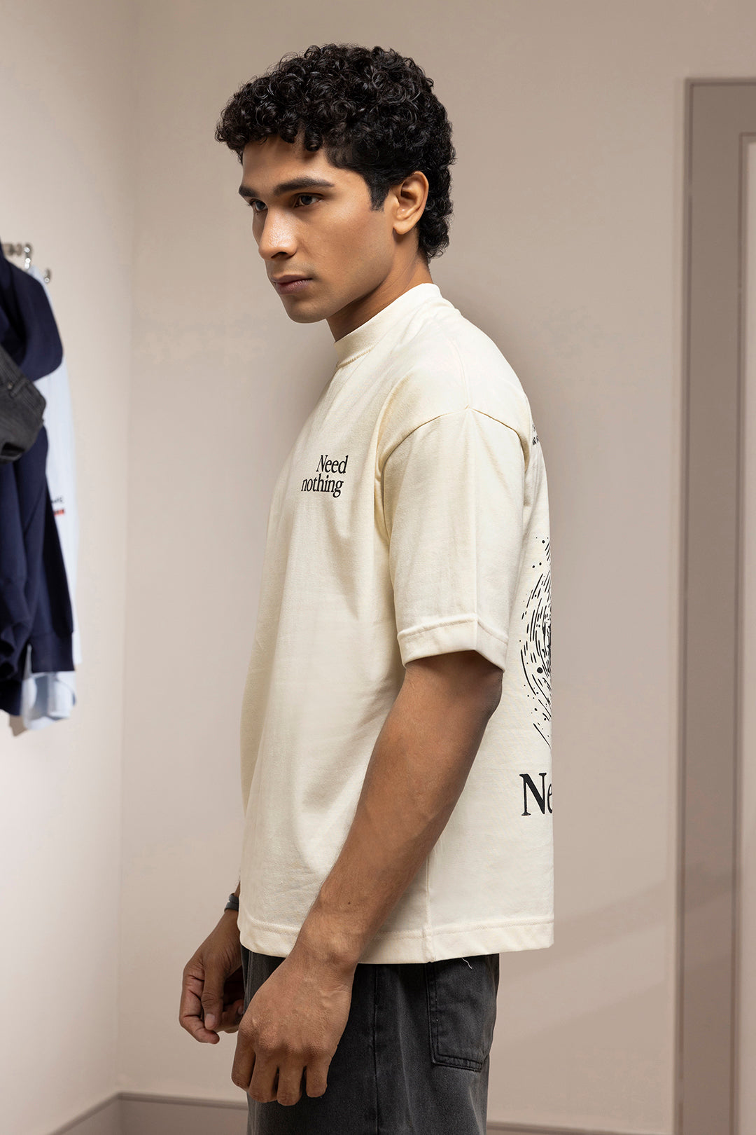 Oversized Graphic T-Shirt - D083