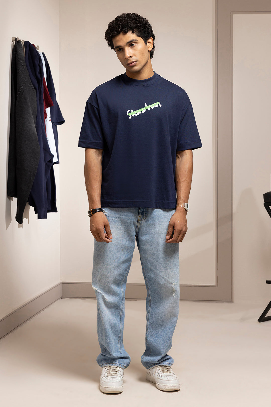 Oversized Graphic T-Shirt - D085