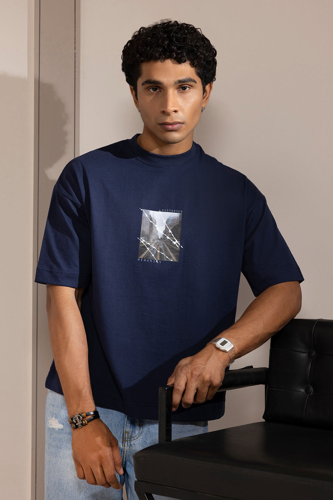 Oversized Graphic T-Shirt - D086