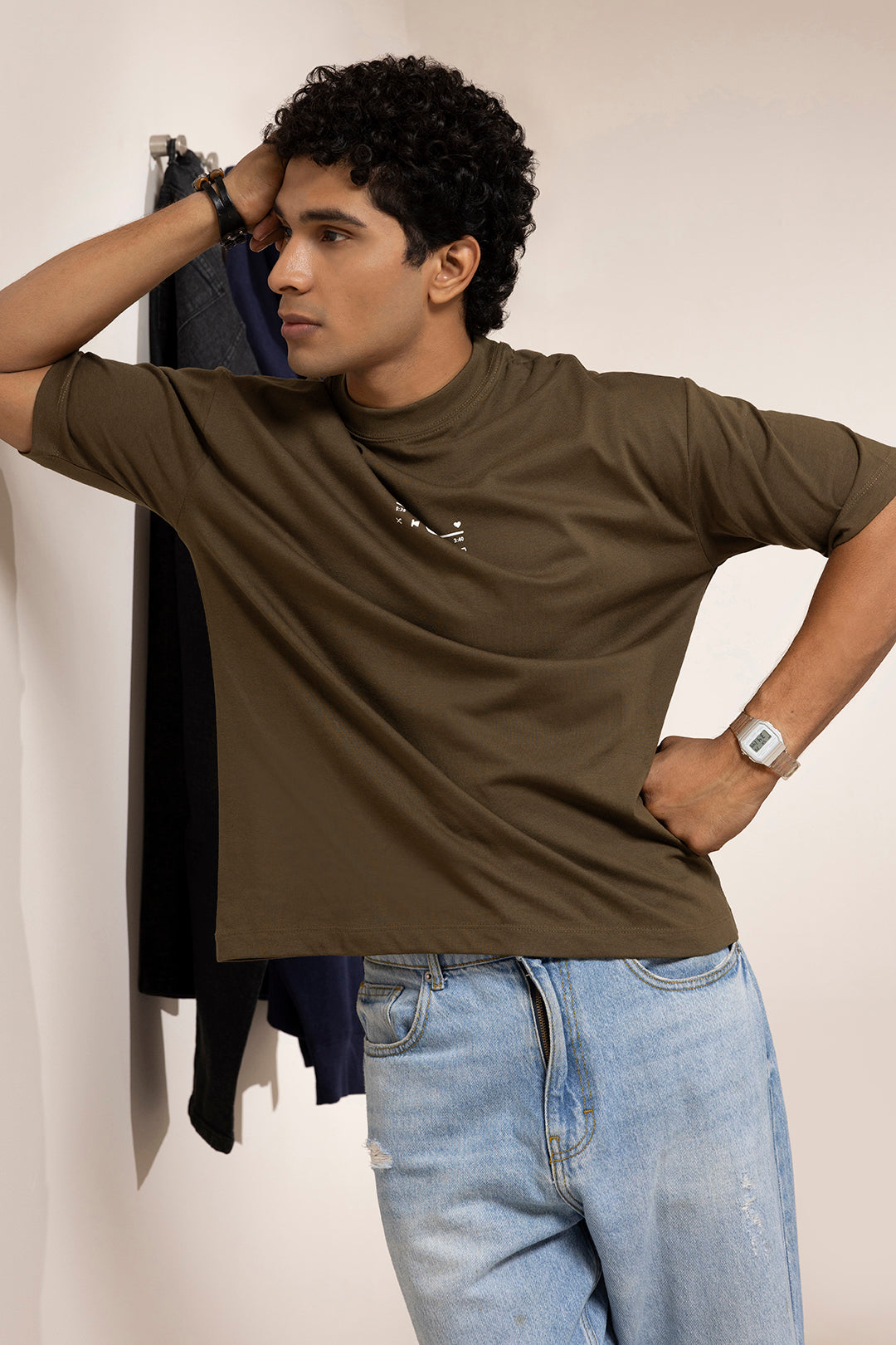 Oversized Graphic T-Shirt - D088