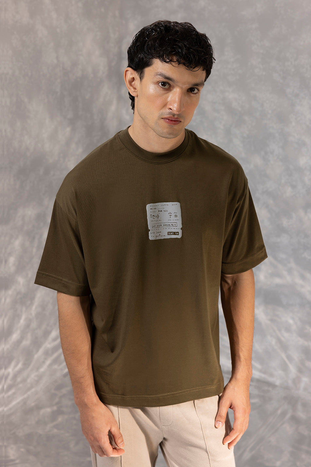 Oversized Graphic T-Shirt - D089