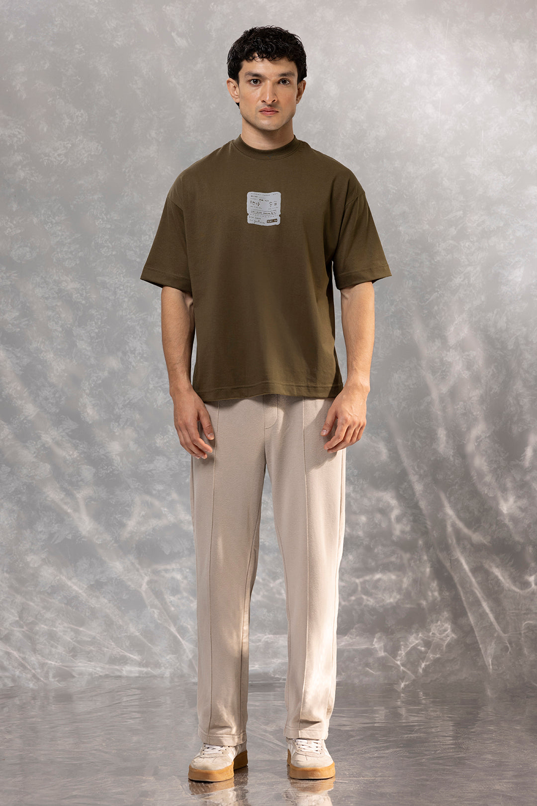 Oversized Graphic T-Shirt - D089