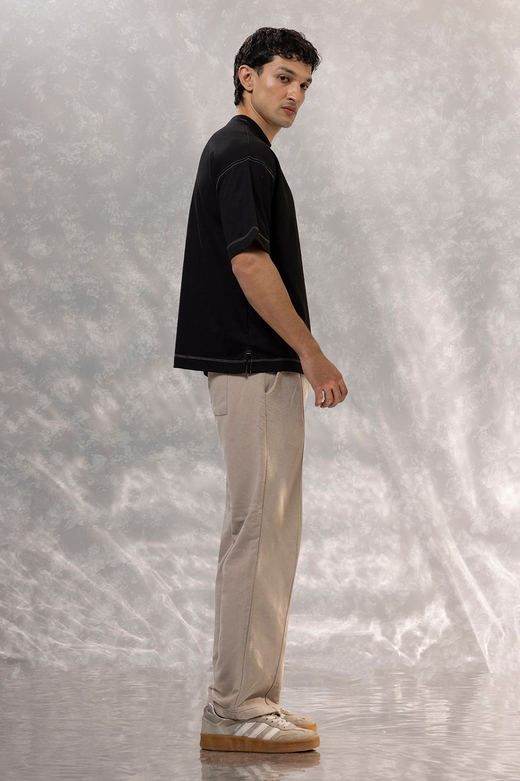 Basic Oversized Pocket T-Shirt - D095