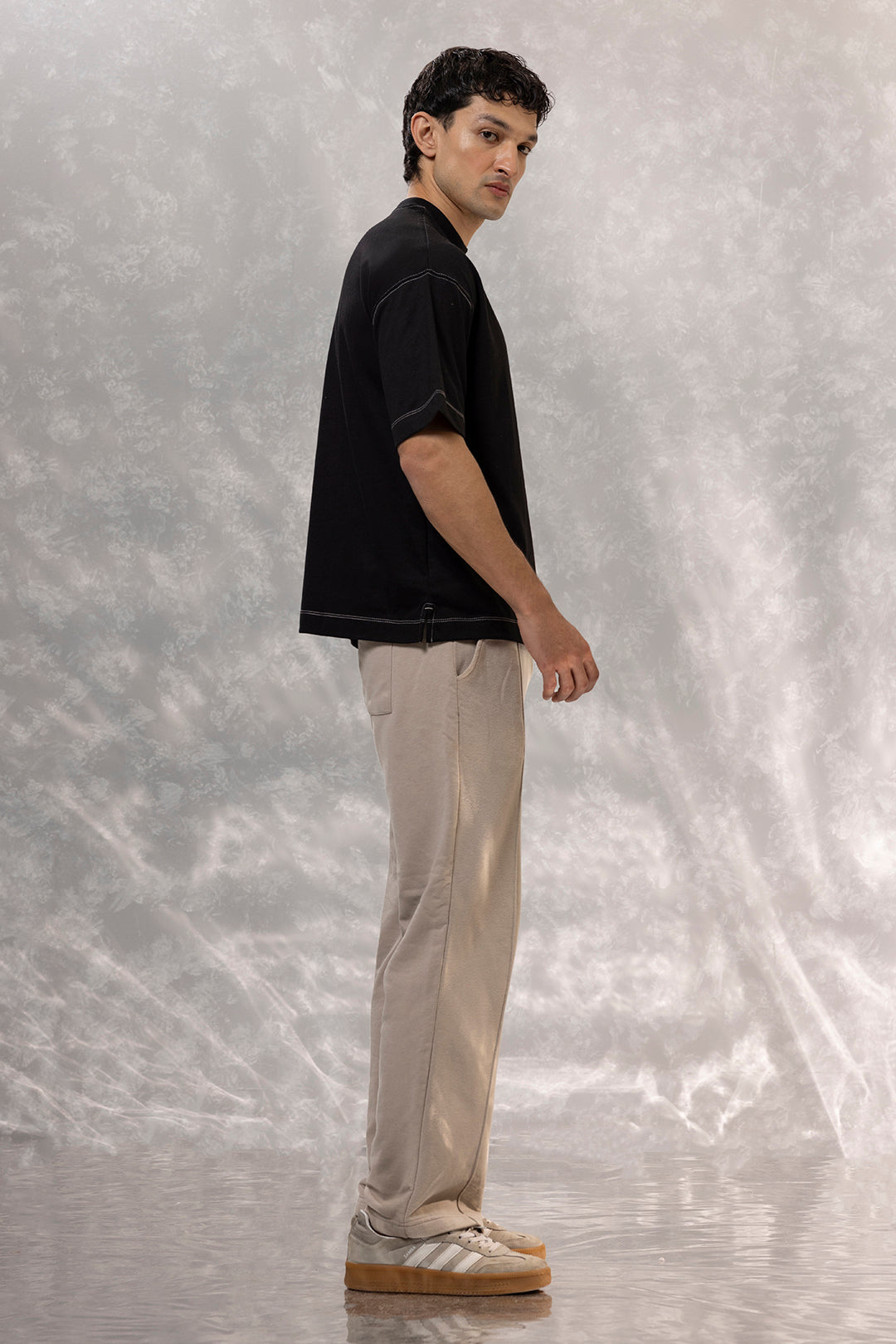 Basic Oversized Pocket T-Shirt - D095