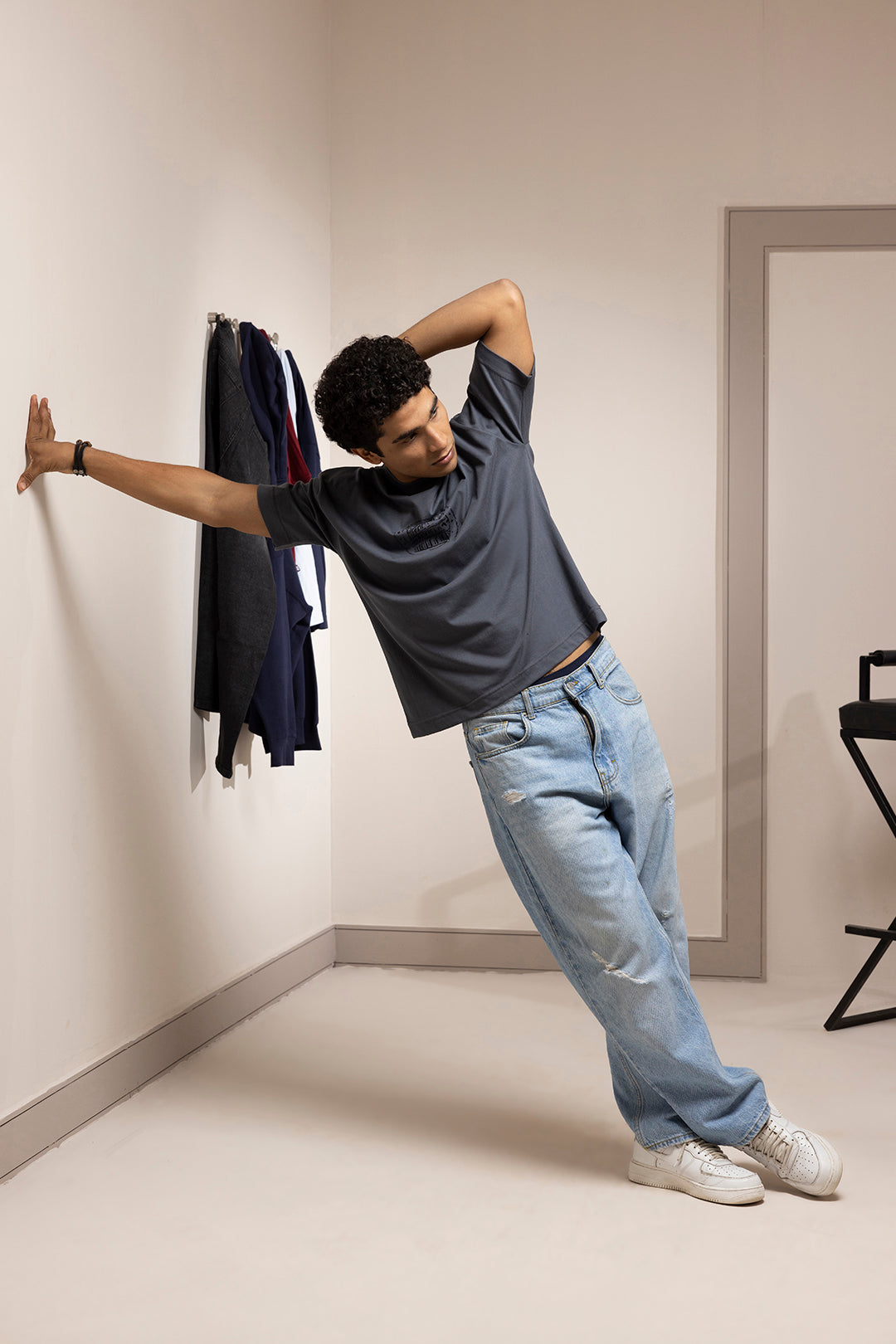 Oversized Graphic T-Shirt - D098