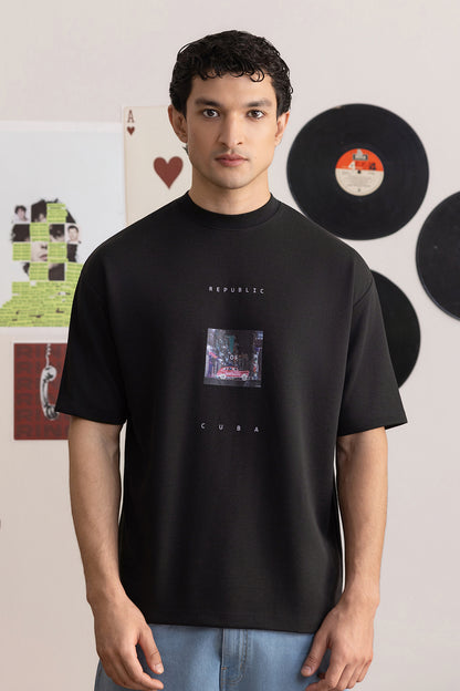 Oversized Graphic T-Shirt - D110