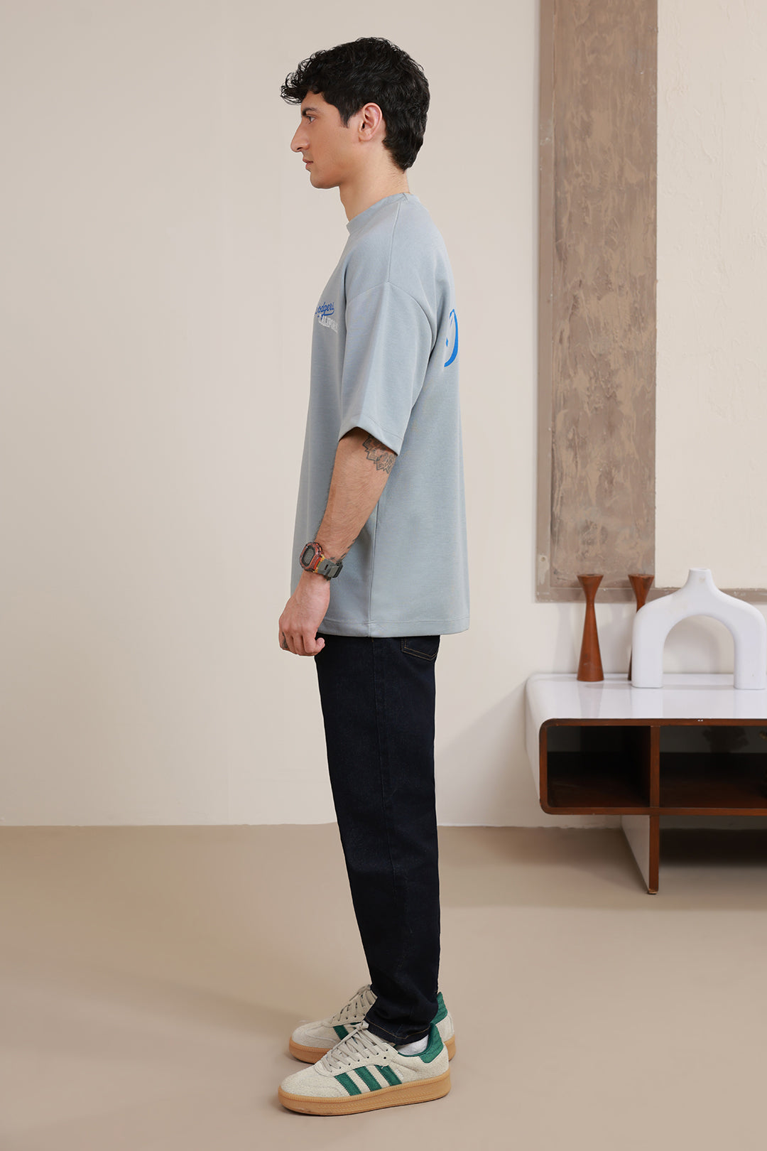 Oversized Graphic T-Shirt - D120
