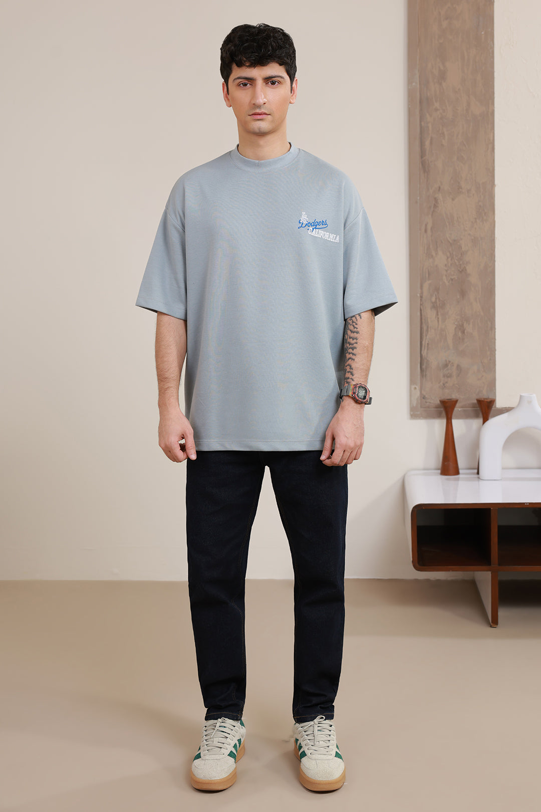 Oversized Graphic T-Shirt - D120
