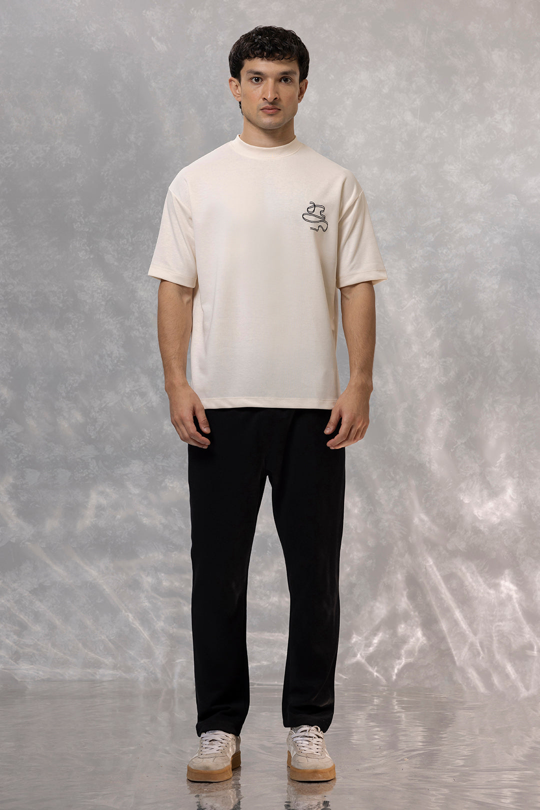 Oversized Graphic T-Shirt - D131