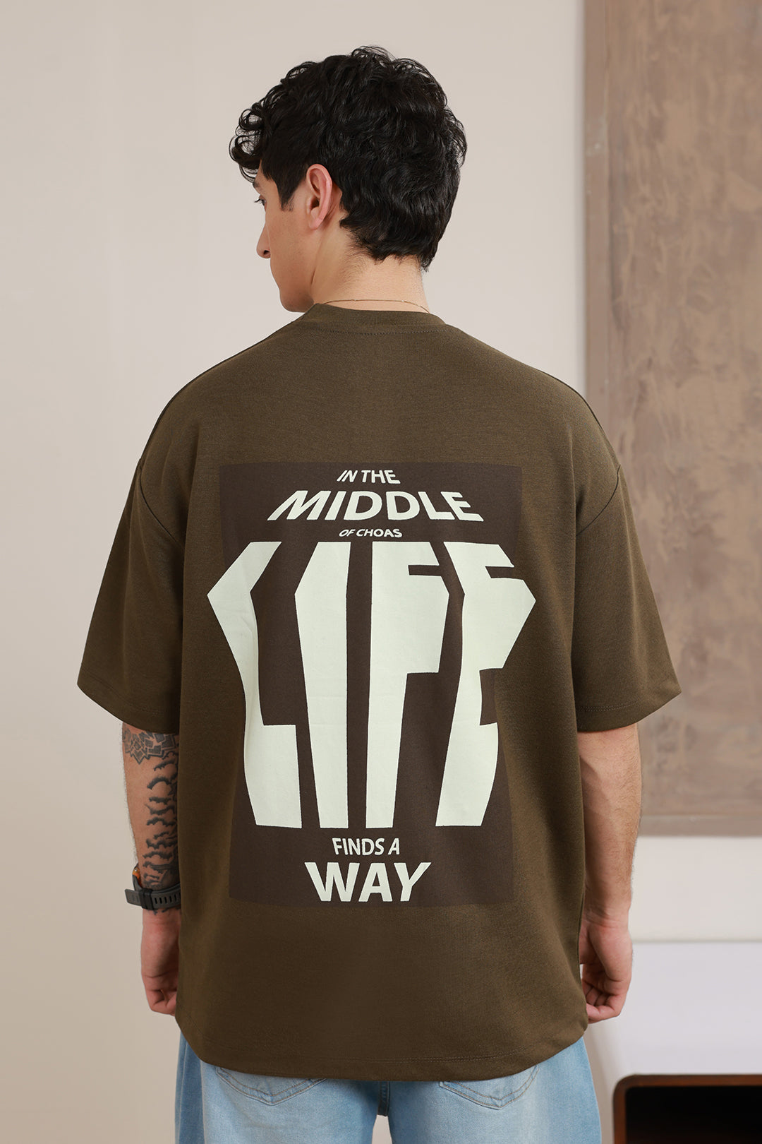 Oversized Graphic T-Shirt - D134
