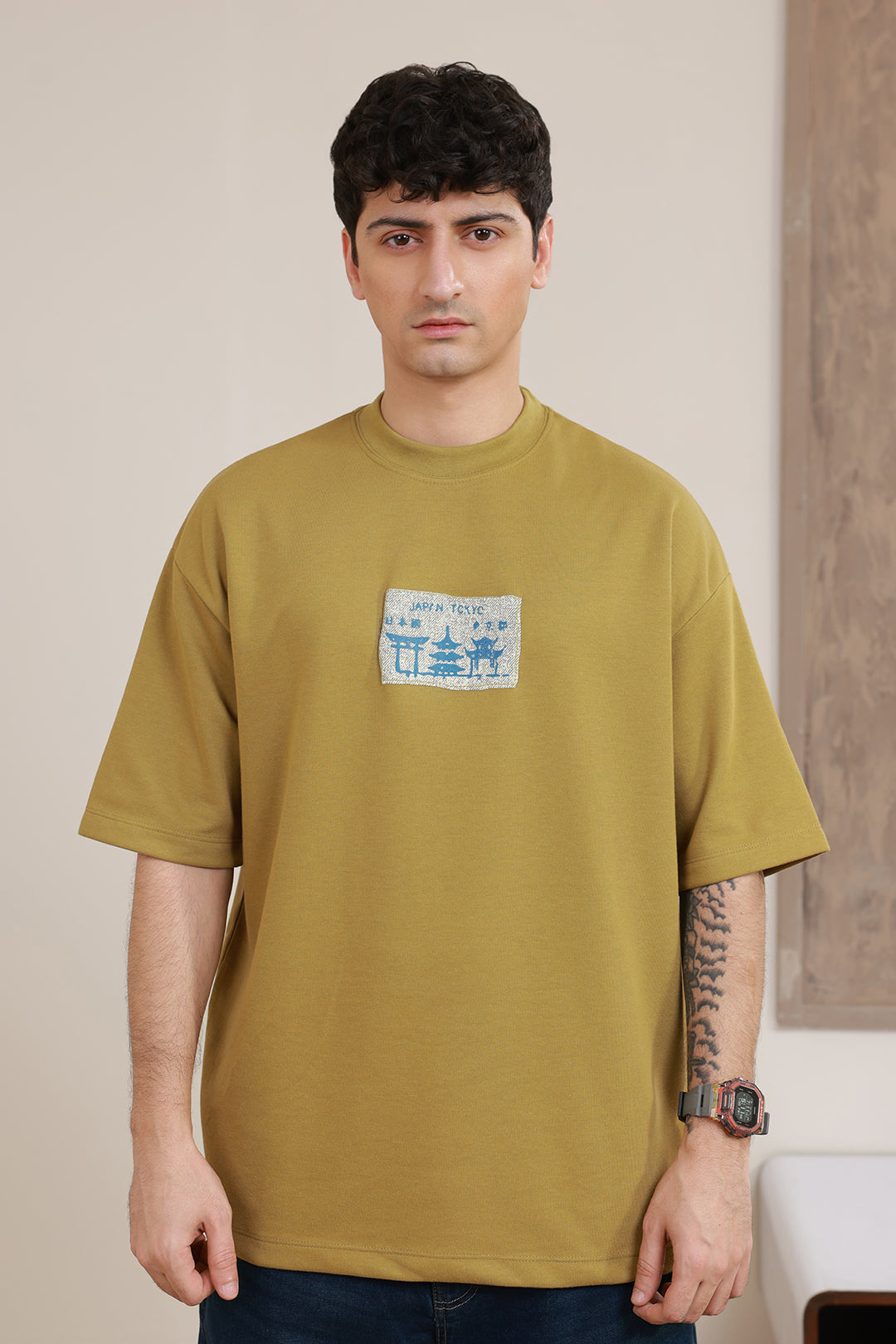 Oversized Graphic T-Shirt - D141